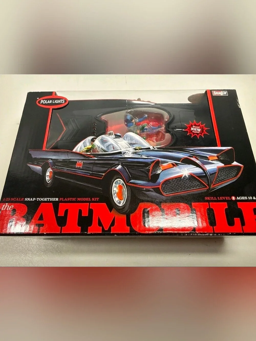 Polar Lights Batmobile 1:25 Scale Model Kit 1966 TV Show w/Figures NEW & SEALED